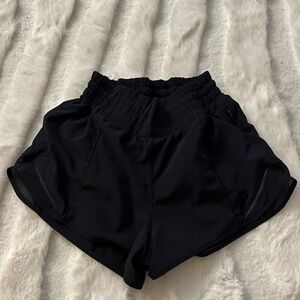 Lululemon Hotty Hot Shorts
